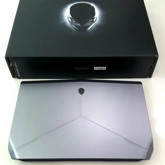 Alienware 15, i7-4710HQ, GTX 970M, 500GB SSD, 15.6-UHD Touch Screen