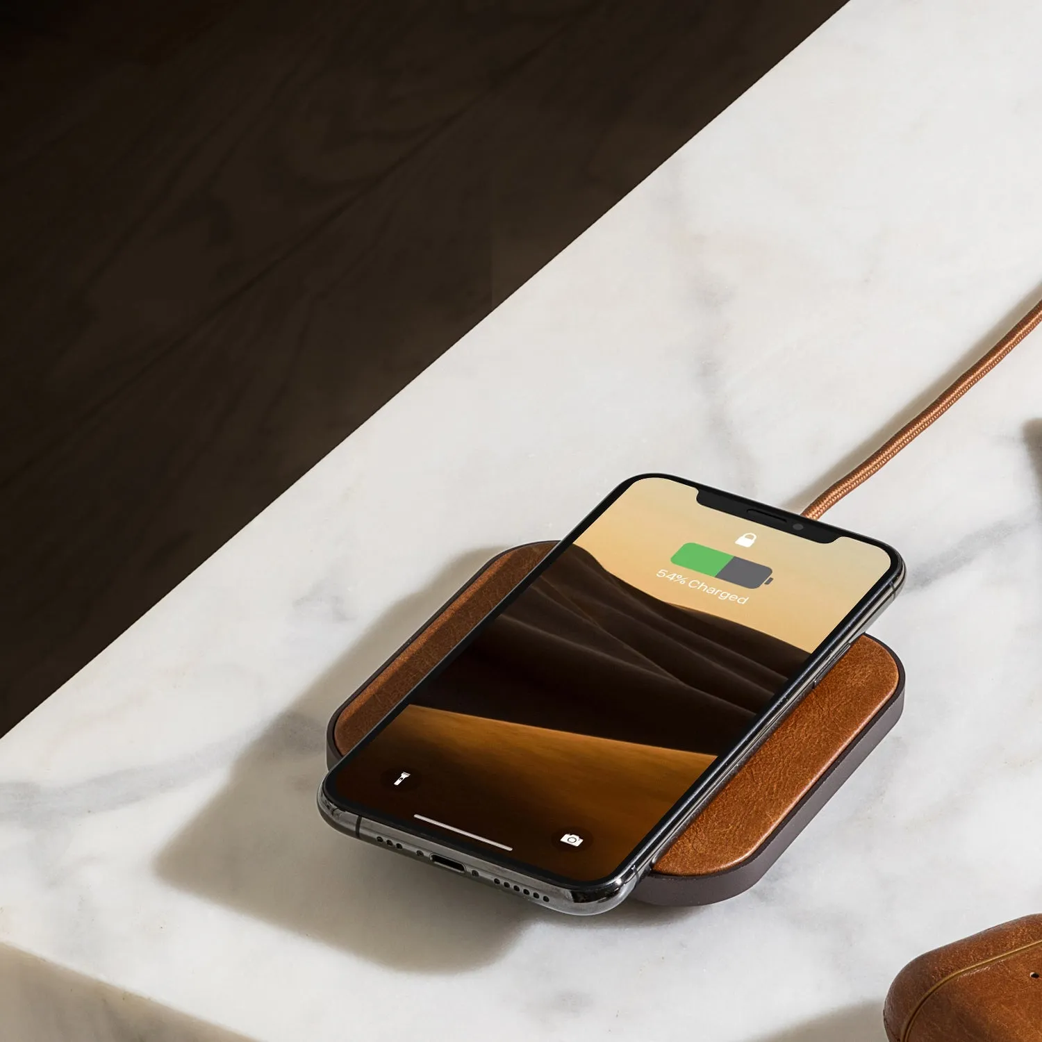 Courant Catch 1: Classics Wireless Phone Charger