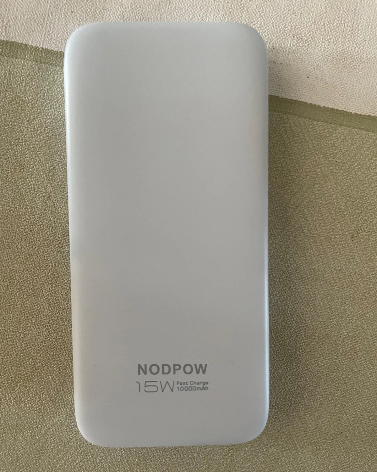 NODPOW Mobile power supply, 10000mAh Portable Fast Charger Including 3 USB-C Cables