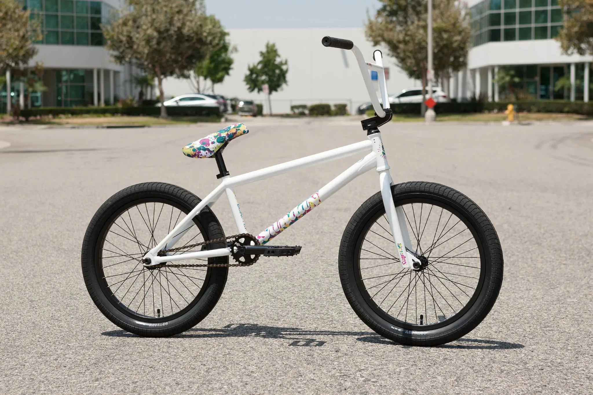 Sunday 2023 Forecaster Aaron Ross Signature 20.5″ Complete BMX Bike - Gloss White