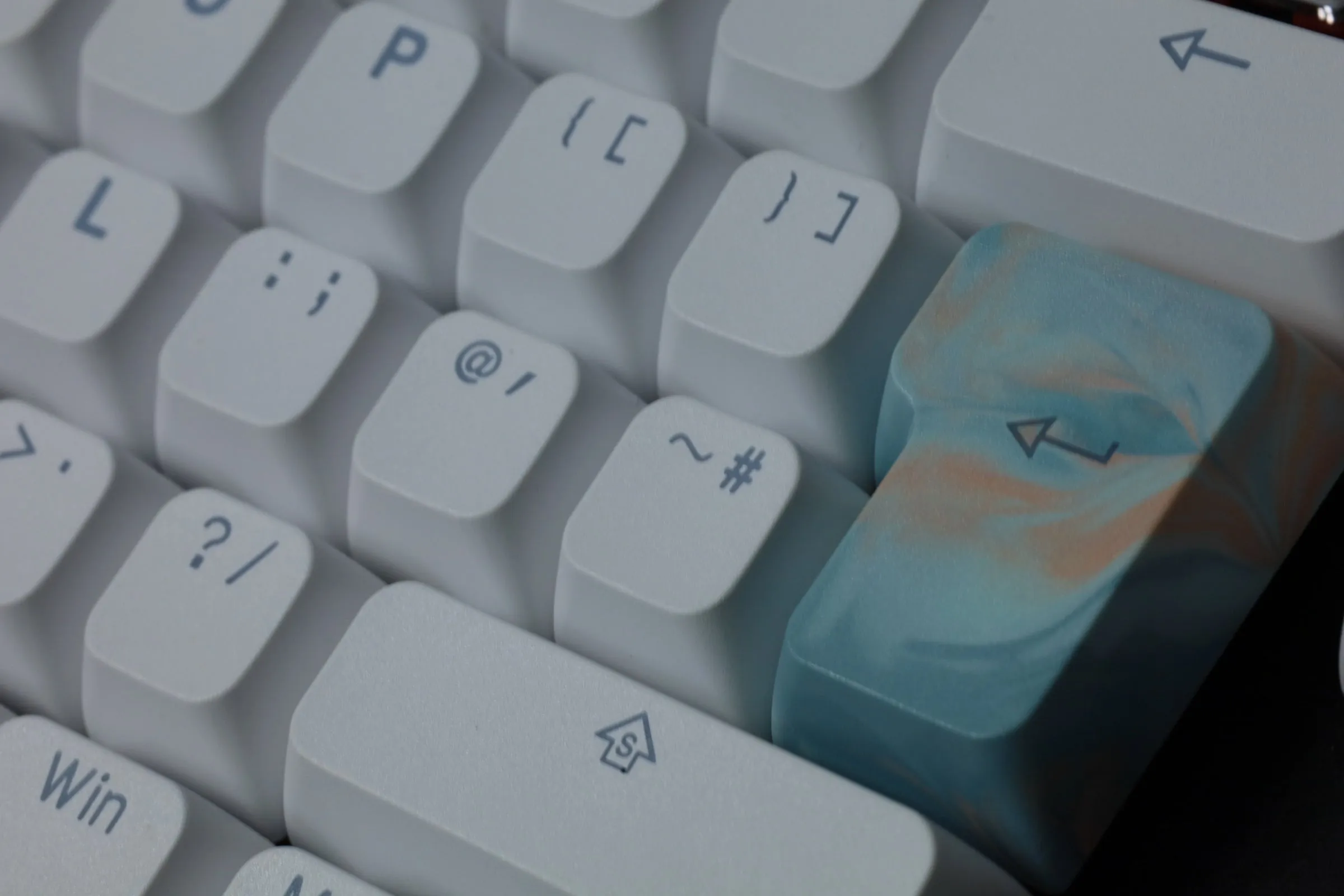 Tai-Hao BOBO Uniform Profile Backlit Doubleshot Keycap Set - Coastal Blue