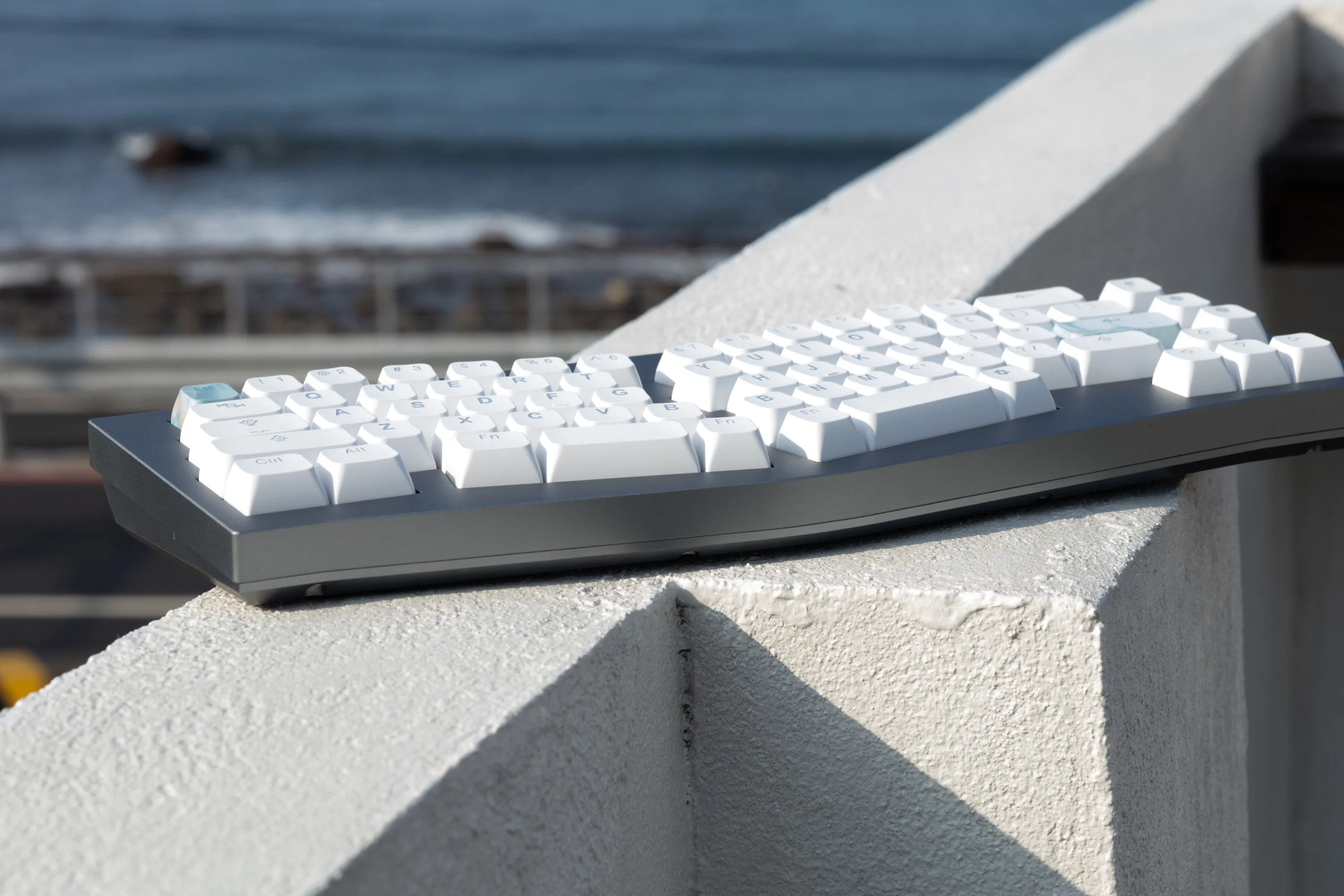 Tai-Hao BOBO Uniform Profile Backlit Doubleshot Keycap Set - Coastal Blue